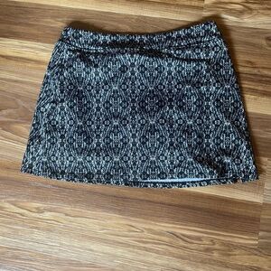 Tranquility by Colorado Clothing Black and White A-Line Mini Skort